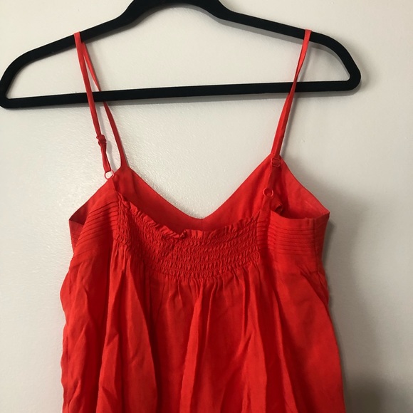 Small Red Express Tank - Picture 3 of 4